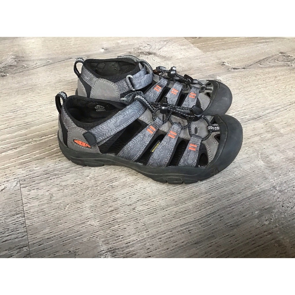 Keen Newport H2 Youth Size 4 Sandals Water Hiking Shoes Gray 1026277